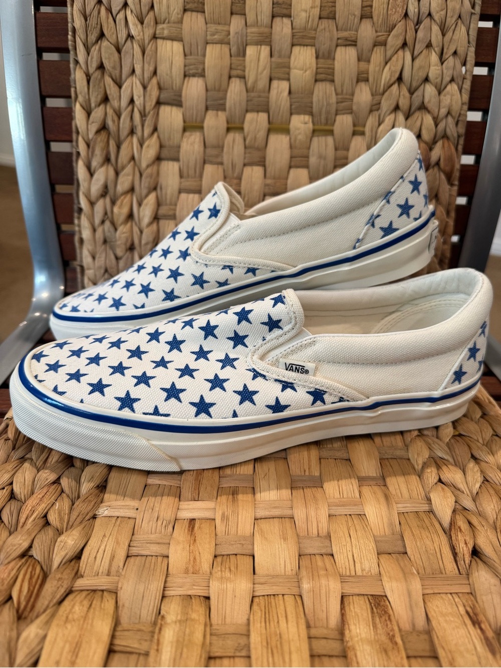Vans Sneakers NWOT Premium Classic Slip On True Blue Stars on Marshmallow Cream